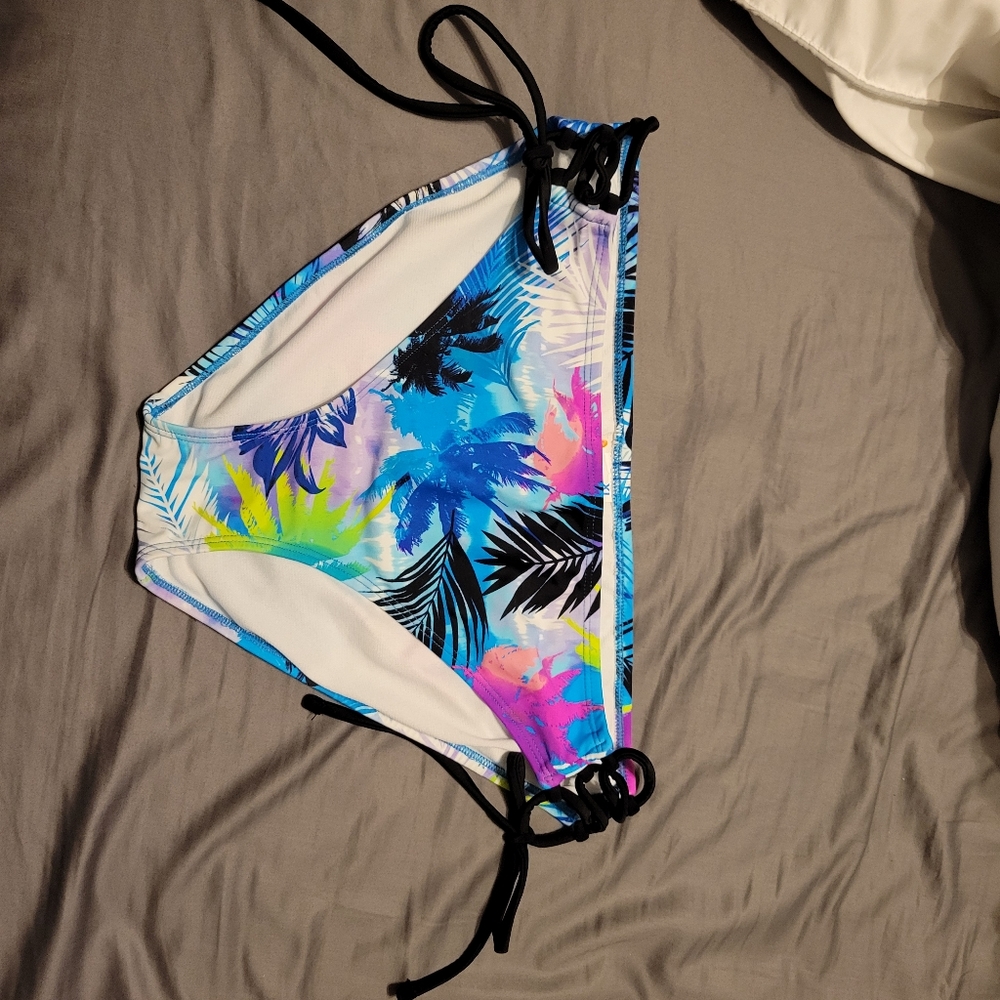Cute adjustable bikini bottom